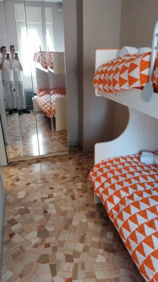 Impeccable Bnb In Milan Next To M1 Metro 10 Mins Away From Duomo Wi-Fi Feel Like Home Exterior foto