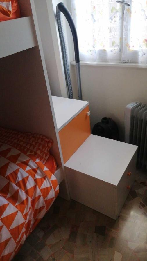 Impeccable Bnb In Milan Next To M1 Metro 10 Mins Away From Duomo Wi-Fi Feel Like Home Exterior foto